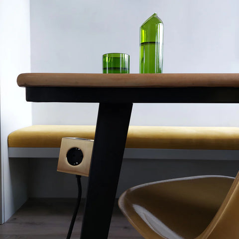 Square 1 Brass - AVOLT