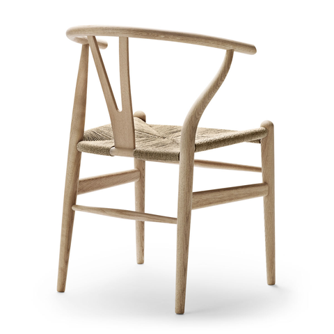 CH24 Wishbone Chair Oak Soap - CARL HANSEN