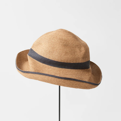 Boxed Hat 11 cm Brim Black - MATURE