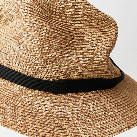 Boxed Hat 6,5 cm Brim Black - MATURE