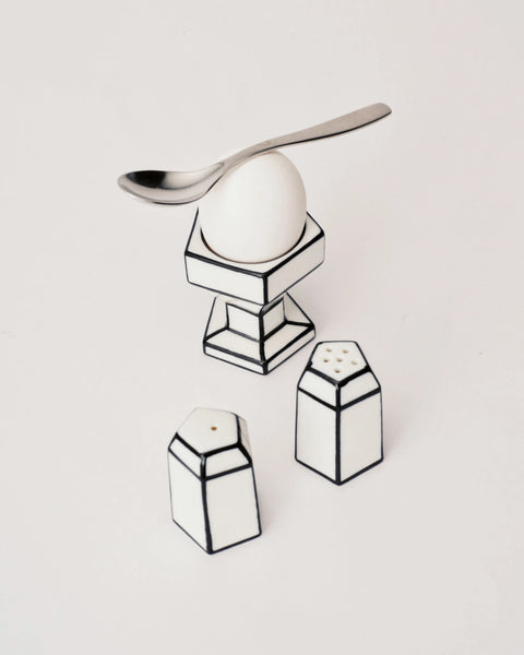 Salt & Pepper set white - black Carte Blanche - SERAX