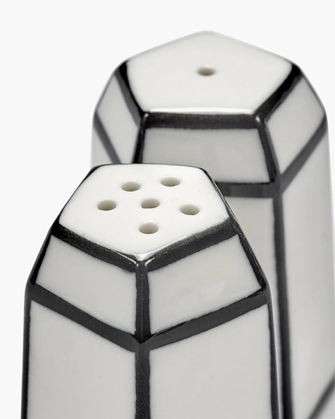 Salt & Pepper set white - black Carte Blanche - SERAX