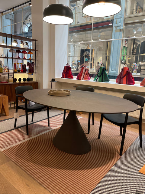 Clay Oval dining Table 180 x 120 cm - DESALTO