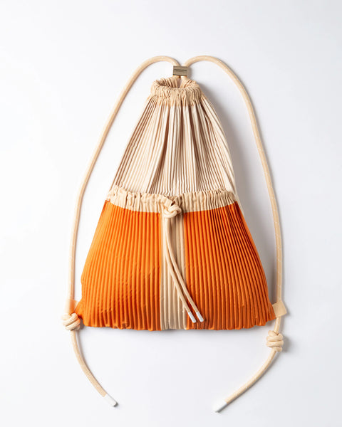 Pleated Nanda Backpack - MULTITUDES