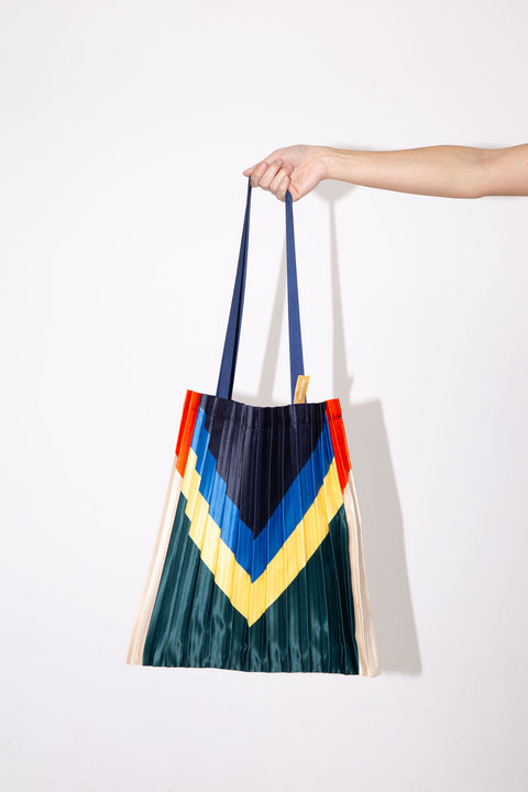 Satin pleated bag Rei - MULTITUDES