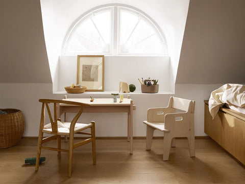 CH24  Children's Wishbone Chair - CARL HANSEN