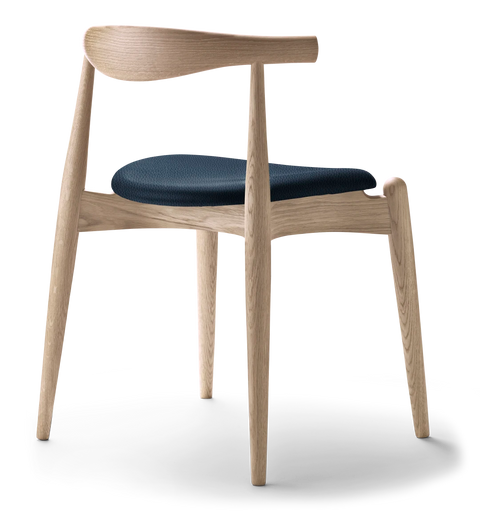 CH20 Elbow Chair Oak Soap - CARL HANSEN