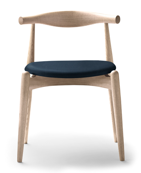 CH20 Elbow Chair Oak Soap - CARL HANSEN