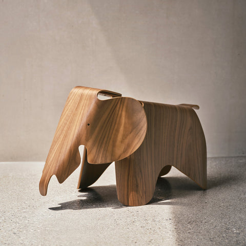 Eames Elephants Walnut - VITRA