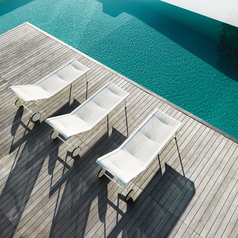 Outdoor Adjustable Chaise  - KNOLL
