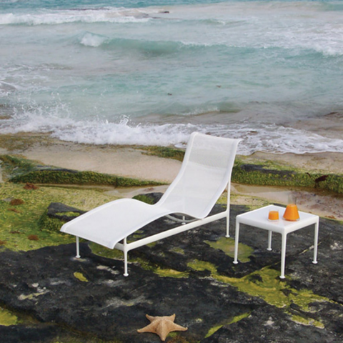 Outdoor Contour Chaise - KNOLL